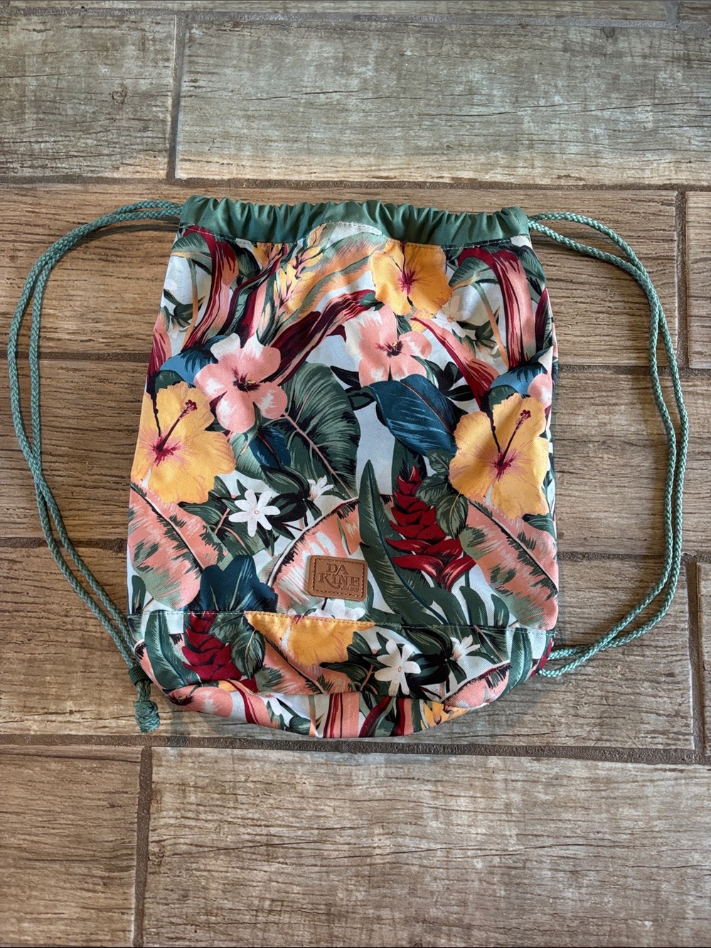 Dakine 16L drawstring bag